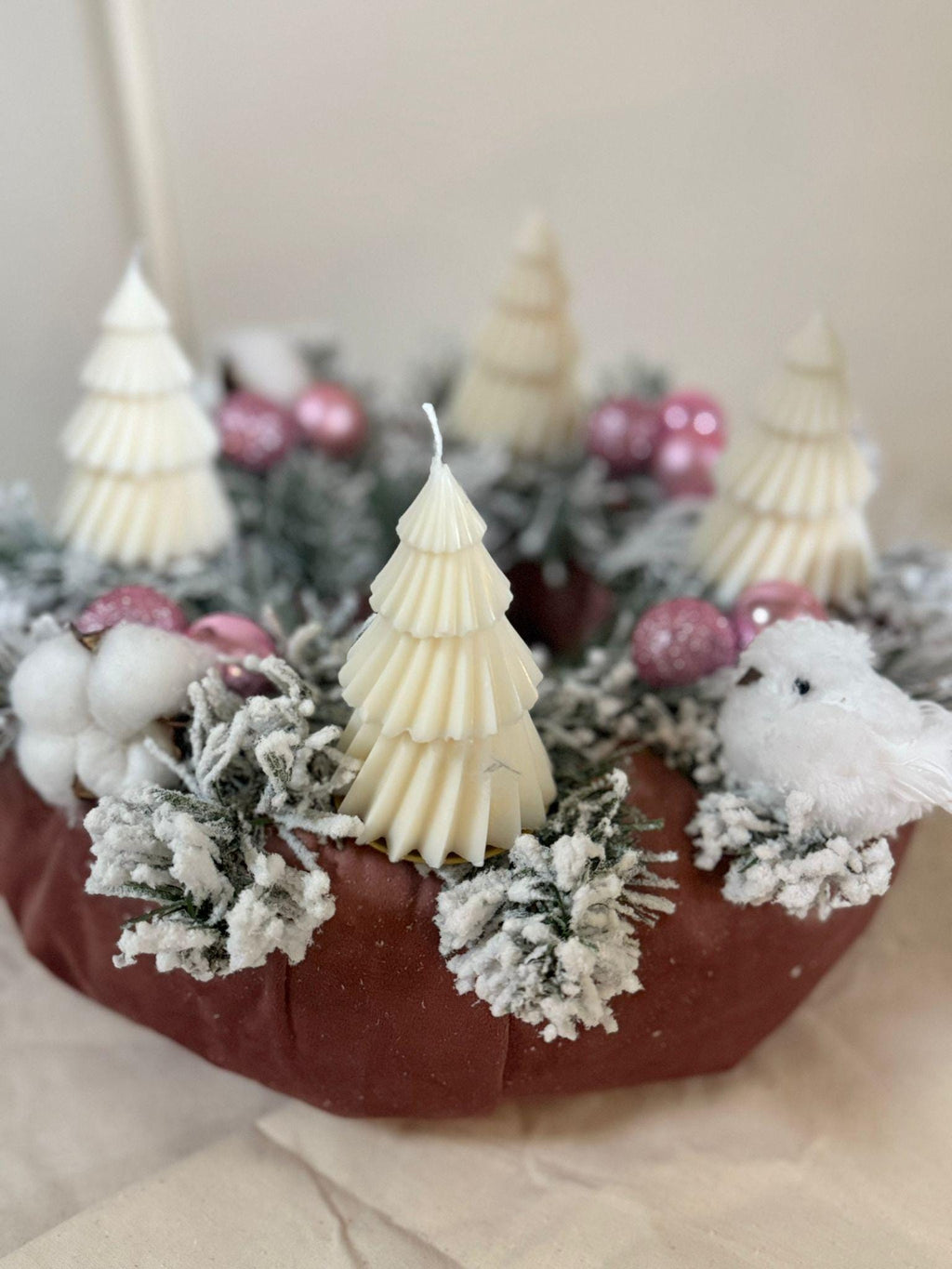 Adventski vijenac s ručno rađenim svijećama | puderasto roza božićna dekoracija (ručni rad)